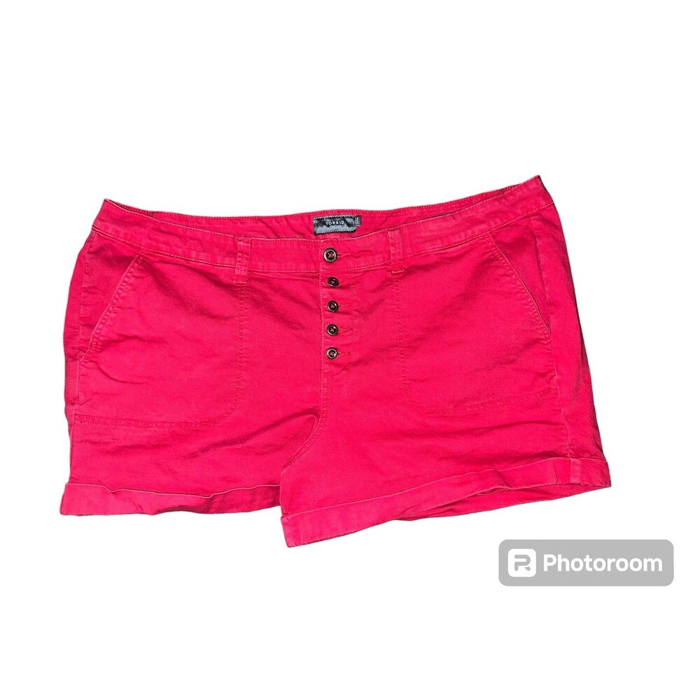 Torrid full button fly shorts sz 26